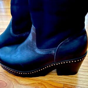 Sex Fifth Avenue, black ankle, boots, sheep lined size 7